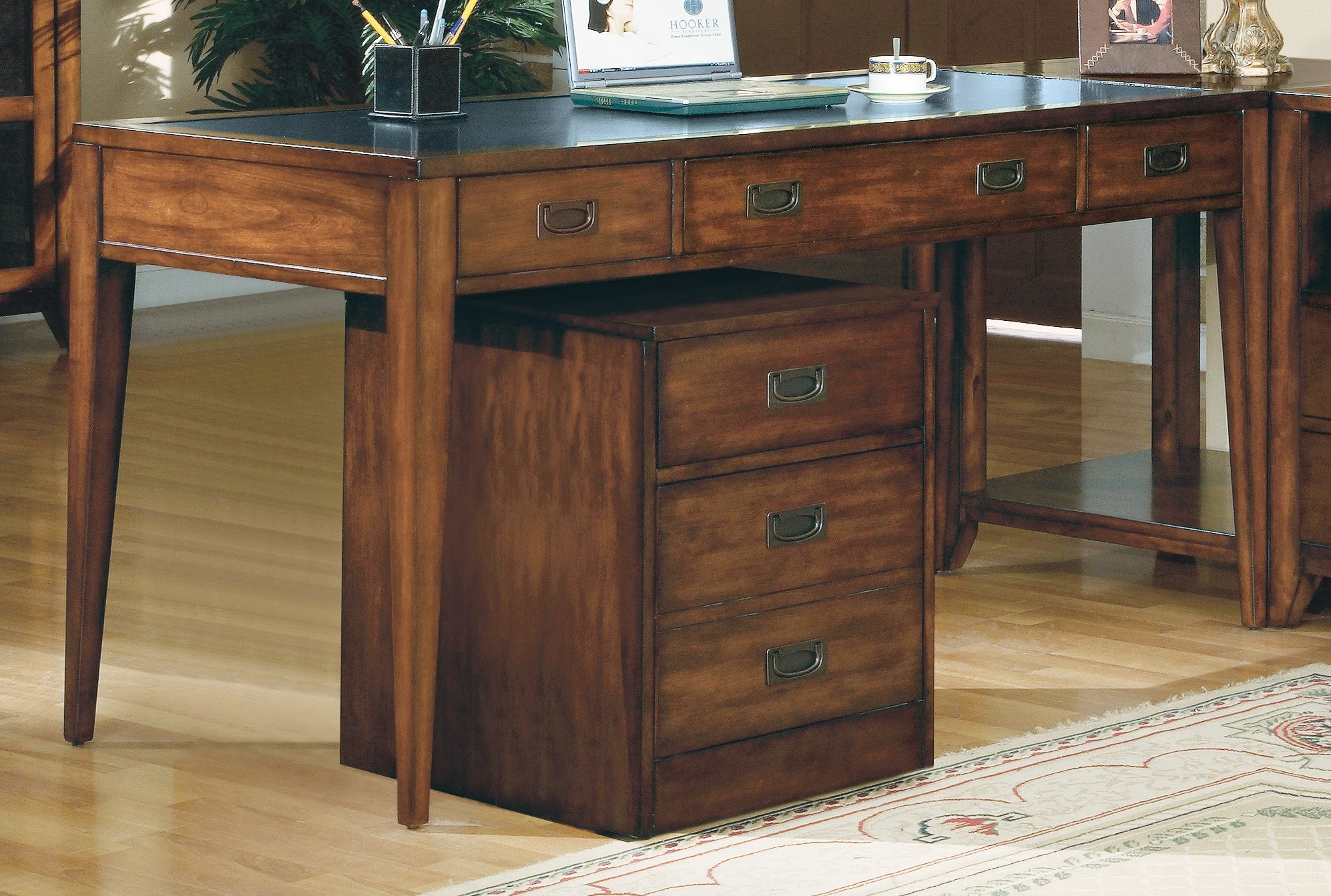 Danforth Danforth Executive Leg Desk Danforth Danforth Executive Leg Desk - Image 1