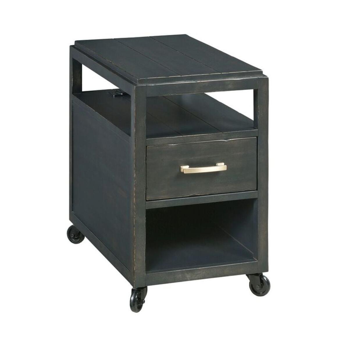 Marlowe Mobile Charging Chairside Table Chairside Tables Hammary 4