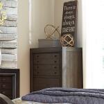Catawba Hills 5 Drawer Chest - Image 2