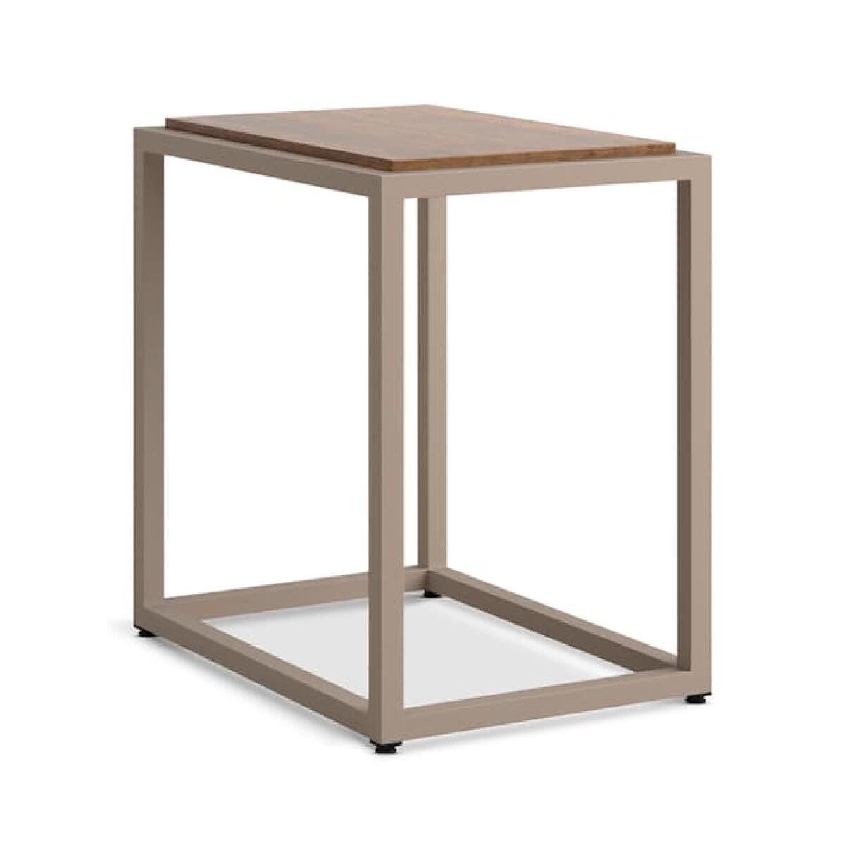 Midtown Maple Chairside Table Chairside Tables Bassett Furniture 2 Midtown Maple Chairside Table Chairside Tables Bassett Furniture 2