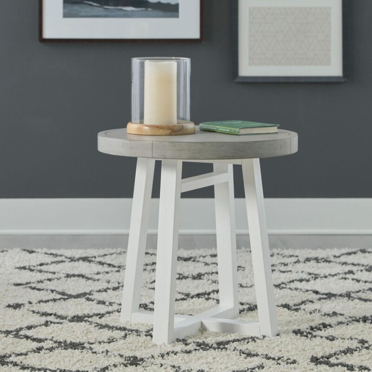 0430164e0aa4b11b447e47aaad6c681d Palmetto Heights Round End Table - Image 1