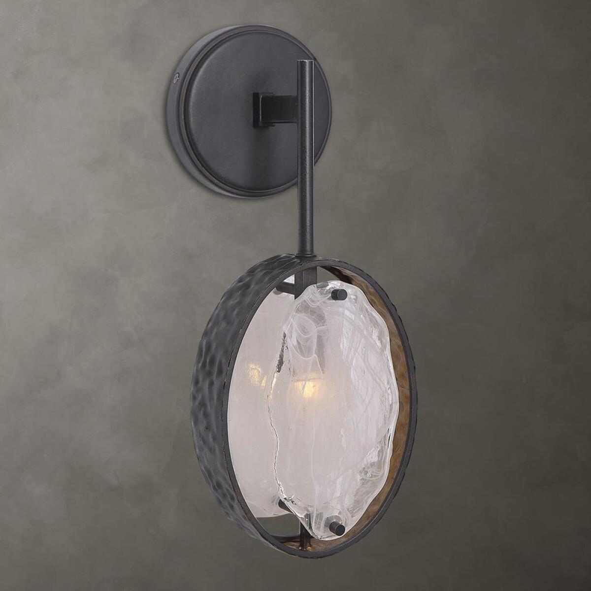04985cd490bab7bc041398102b6e6c8f Maxin, 1 Lt Sconce - Image 1