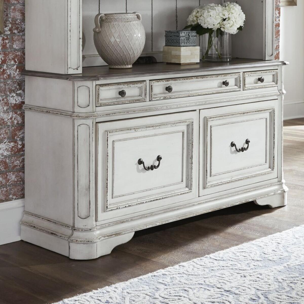 0c515b894fcf1c43bdfad4681efddbdb Magnolia Manor Credenza - Image 1