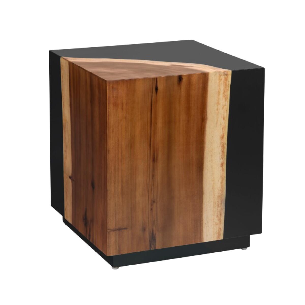 1cea4d864f04665e175682ec555dd102 Cavallo End Table - Image 1