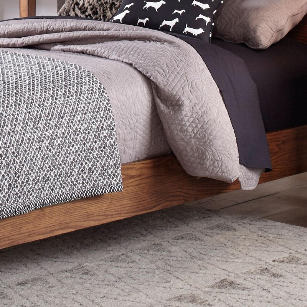 2fb25f2fded419b2ce3433252c62f543 Twin Sleigh Rails & Slats - Image 1