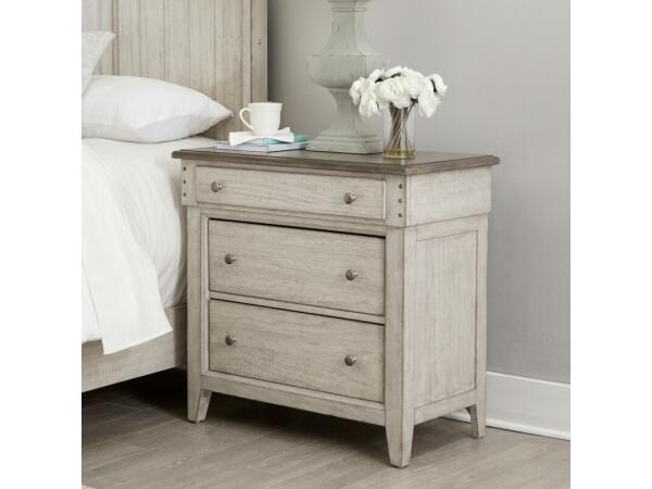 Ivy Hollow 3 Drawer Bedside Chest w/ Charging Station Nightstands Brown