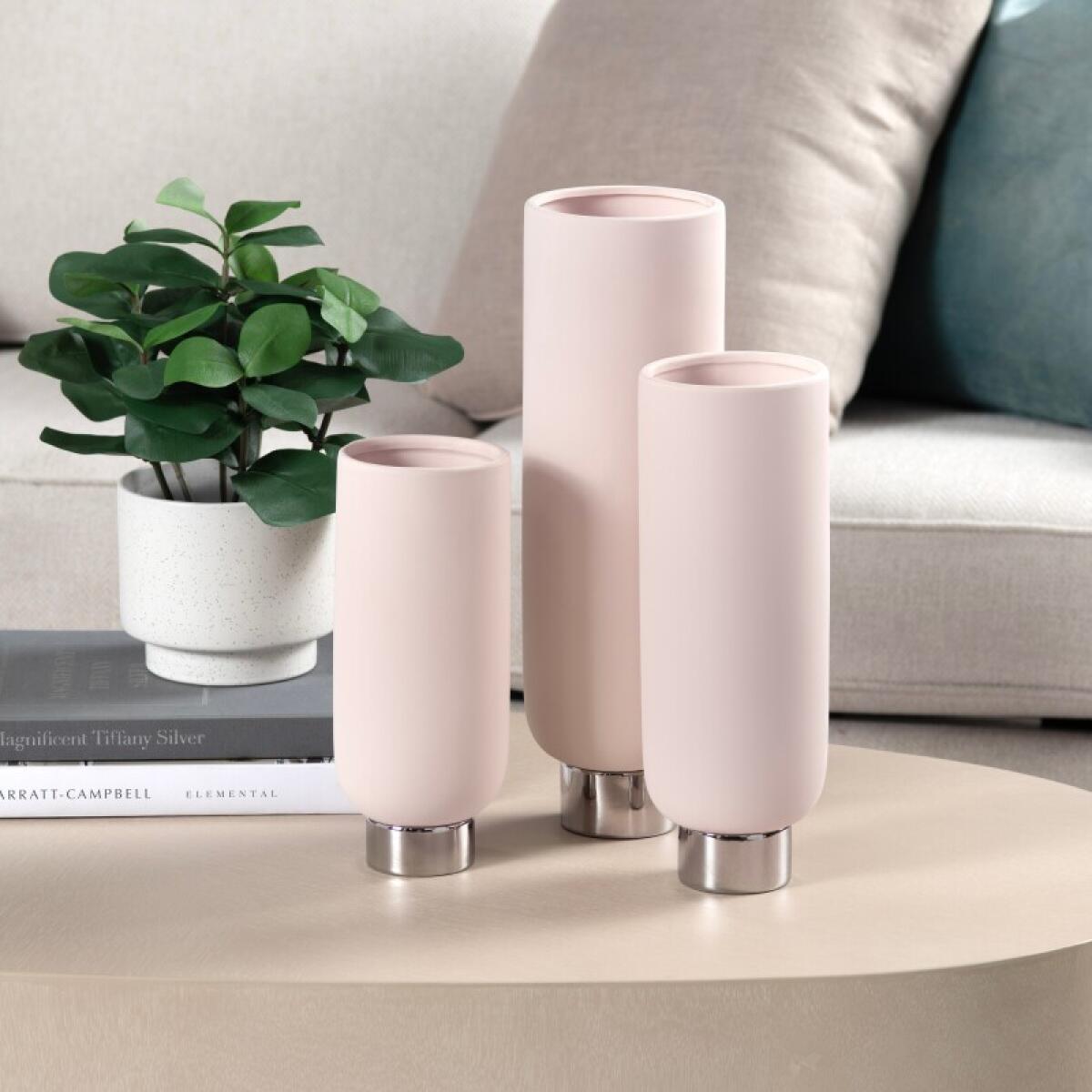 330a708e3b4dec14cfb608f673738542 Rue Cylinder Vases - Image 1