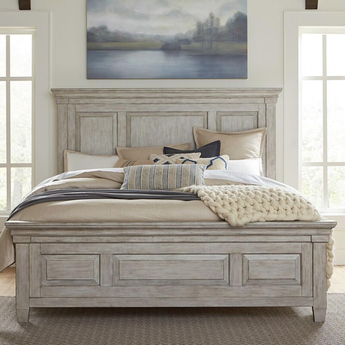 Heartland Queen Panel Bed Beds Antique White w/ Tobacco Tops 2 Heartland Queen Panel Bed Beds Antique White w/ Tobacco Tops 2