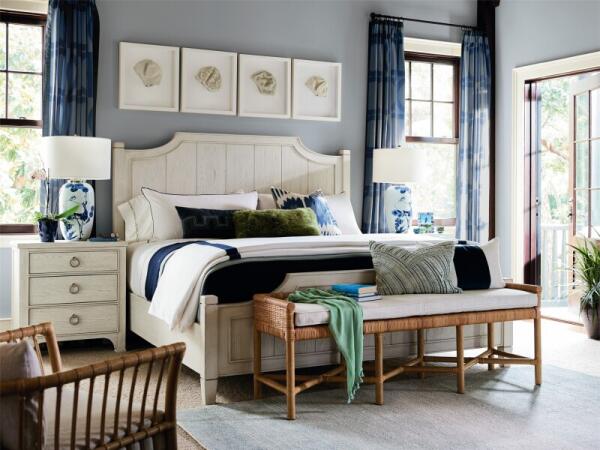 Escape-Coastal Living Home Collection Surfside Queen Bed Beds Beds