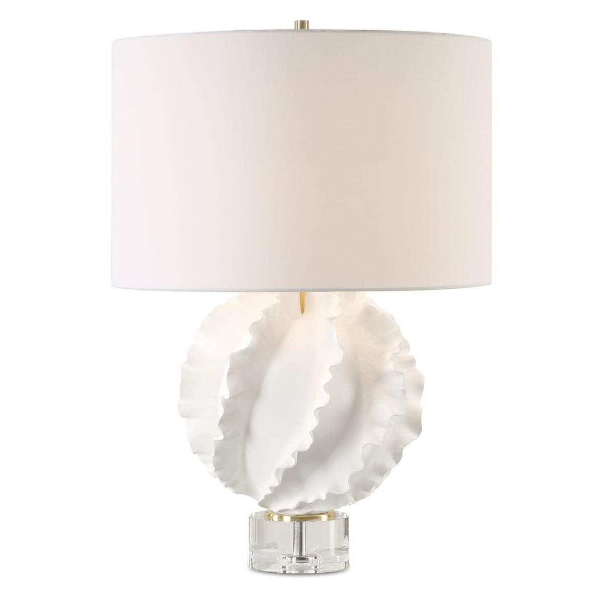 372c01256e66a8c9b9c85030b3f2fe0f Saylor Table Lamp - Image 1