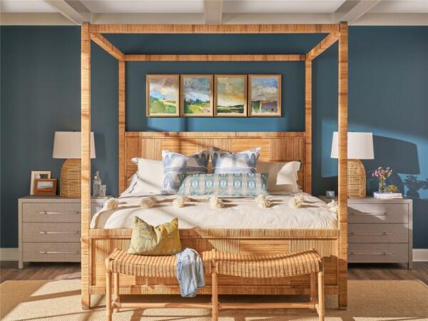 Weekender Coastal Living Home Collection Chatham Poster Bed King Beds Beds 9