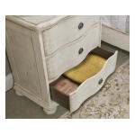 Cambric Helene Three Drawer Nightstand - Crème - Image 3