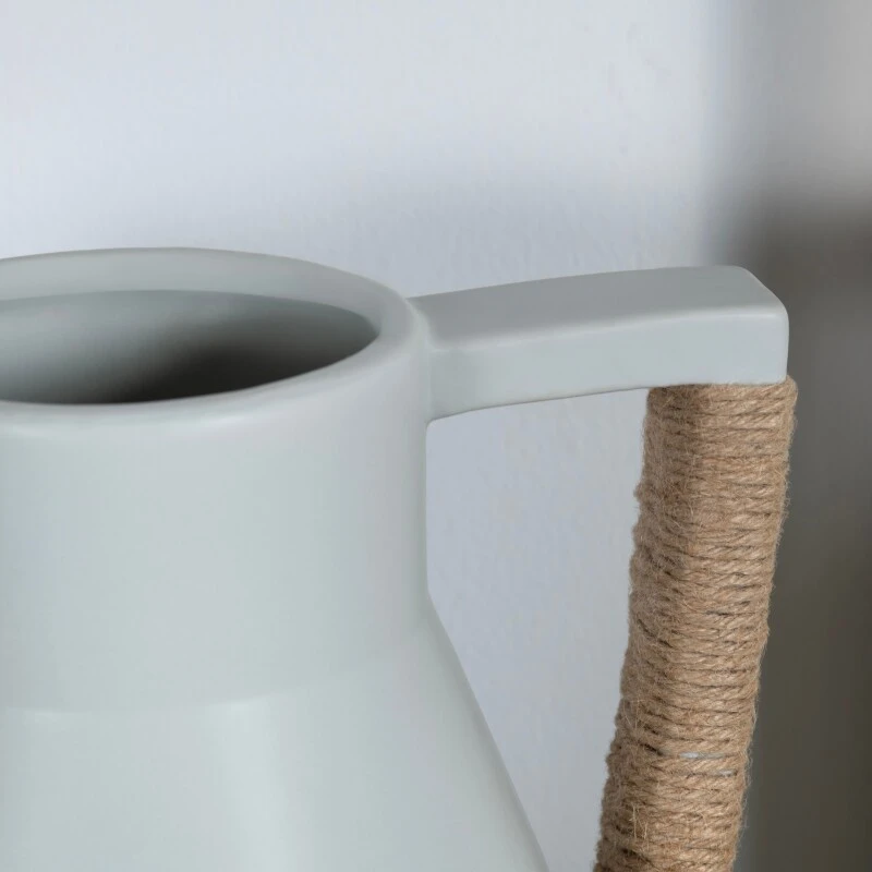 424152213e914acc92319f1cc31b1365 Chaddock Vase - Image 1