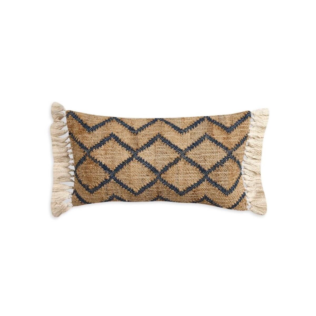 4b65577f9cfb18113cdaf4a0a3af3642 Issac Pillow - Image 1