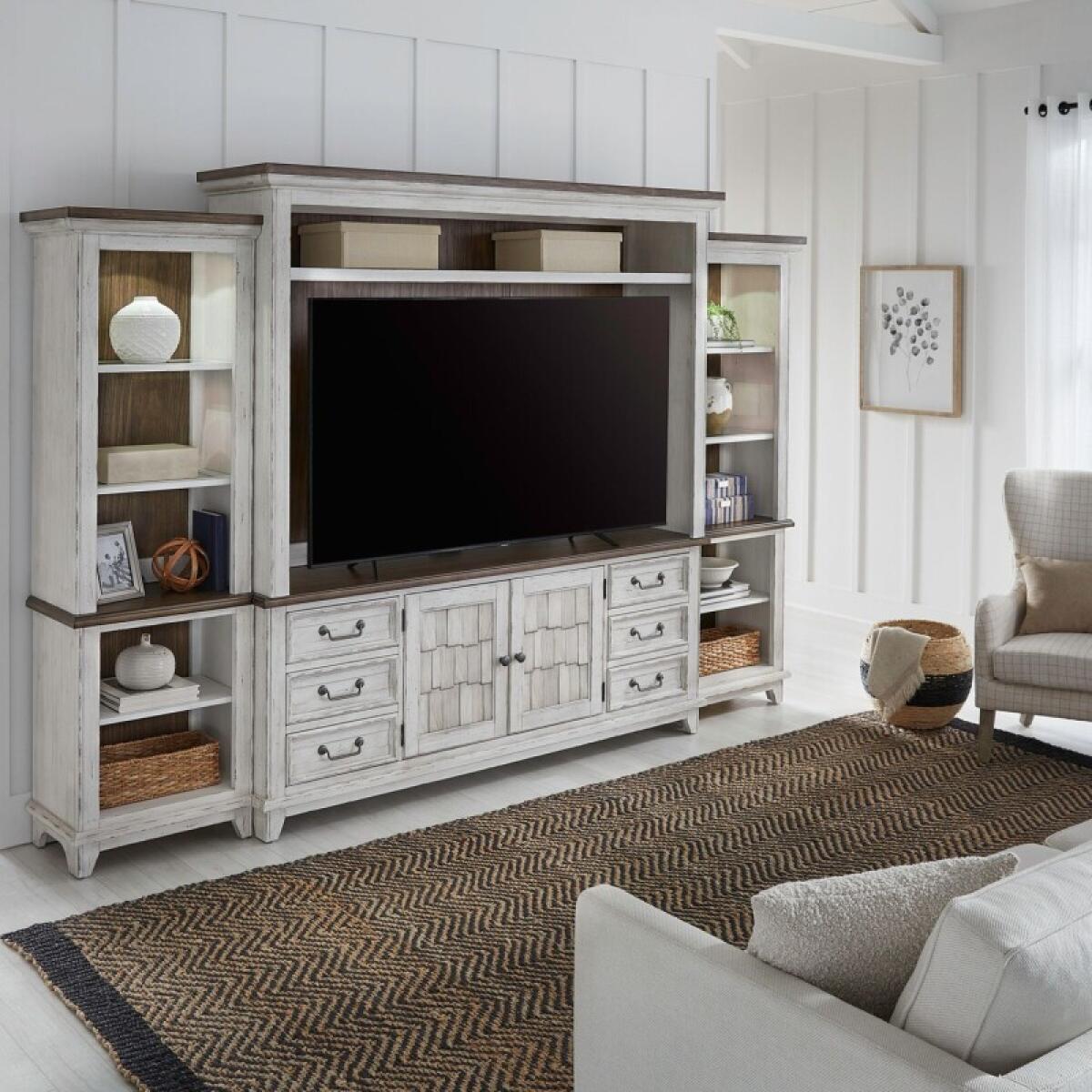 4bcce2b384c3796a654de17b57e4f5f1 River Place Entertainment Center with Piers - Image 1