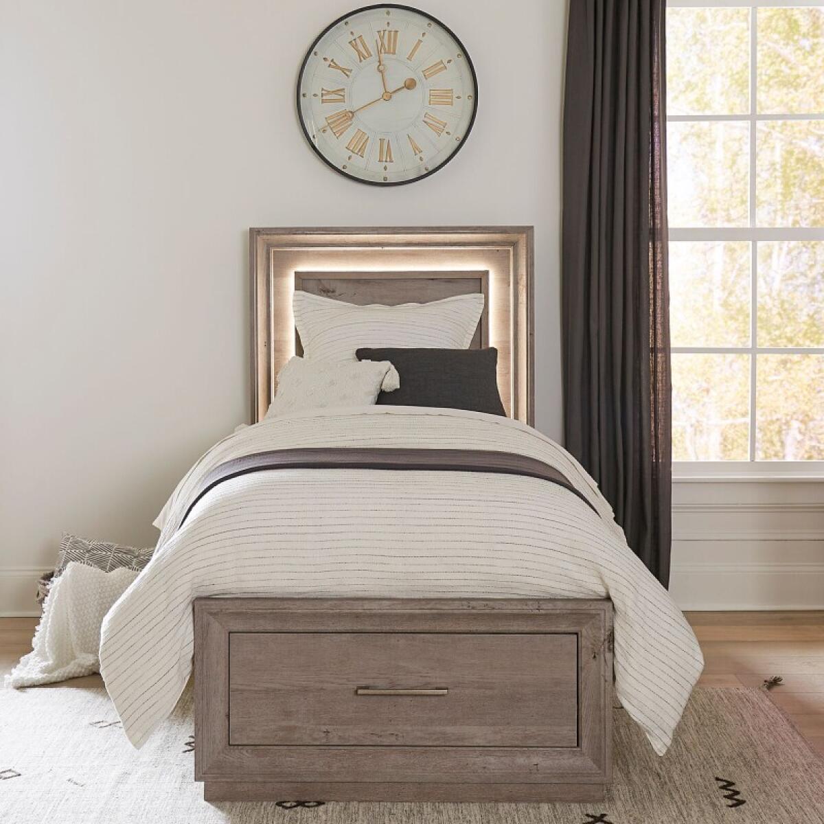 4cbb5cf2d4592f986be66c9e3d490949 Twin Storage Bed - Image 1