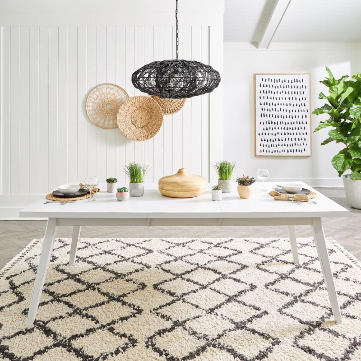 4efa22f7f1f32811e9ac4bf3f1a2b5f8 Rectangular Leg Table - White - Image 1