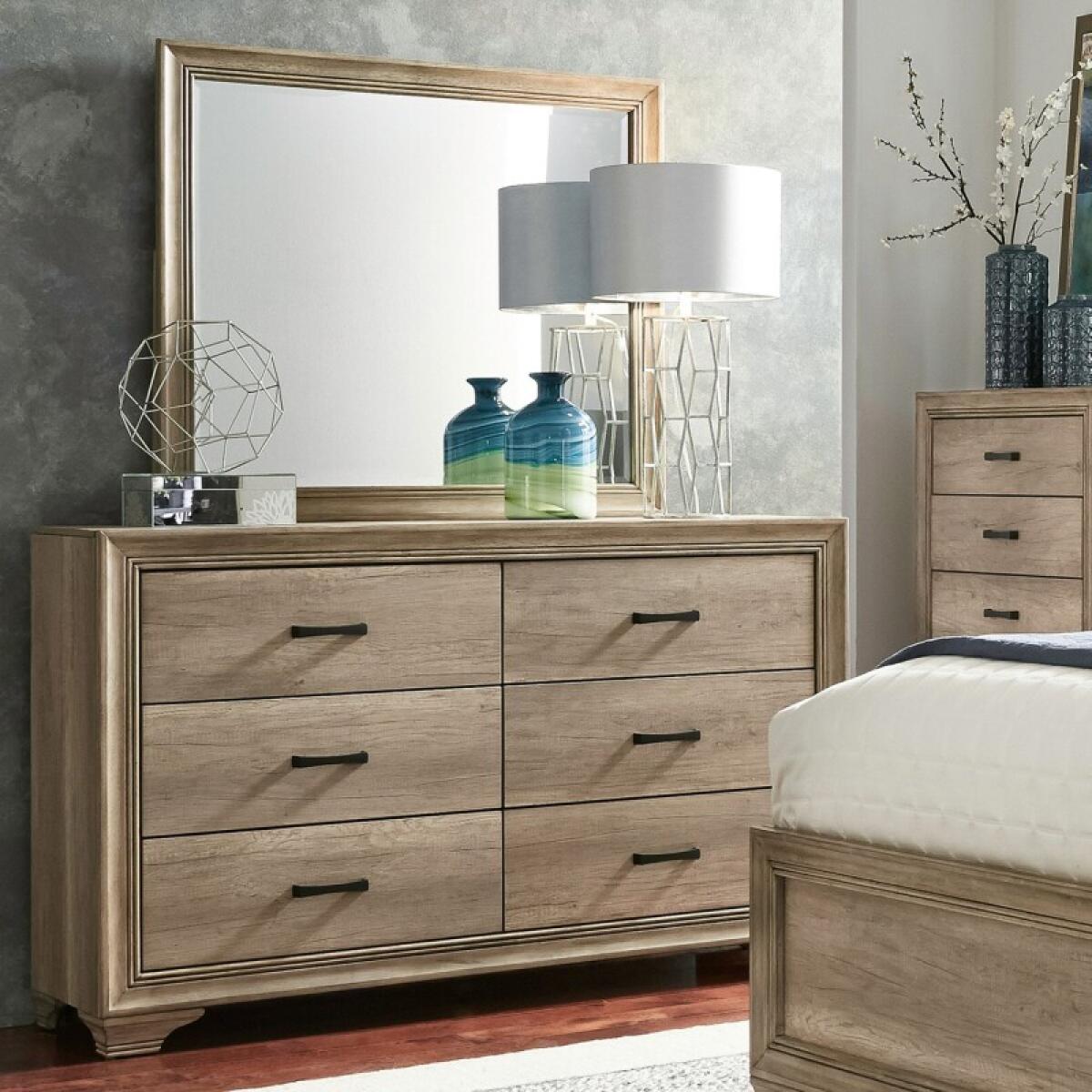 524d3e01df1a22058ce5dee5bb8da59c Sun Valley Dresser & Mirror - Image 1