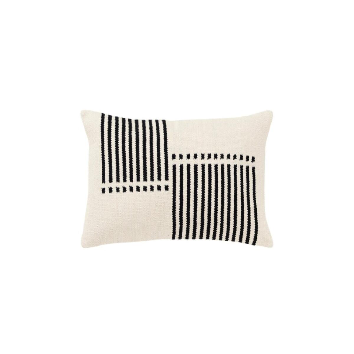 61263ba6559dd3373c4f8e77e1f330f9 Lenoir Pillow - Image 1