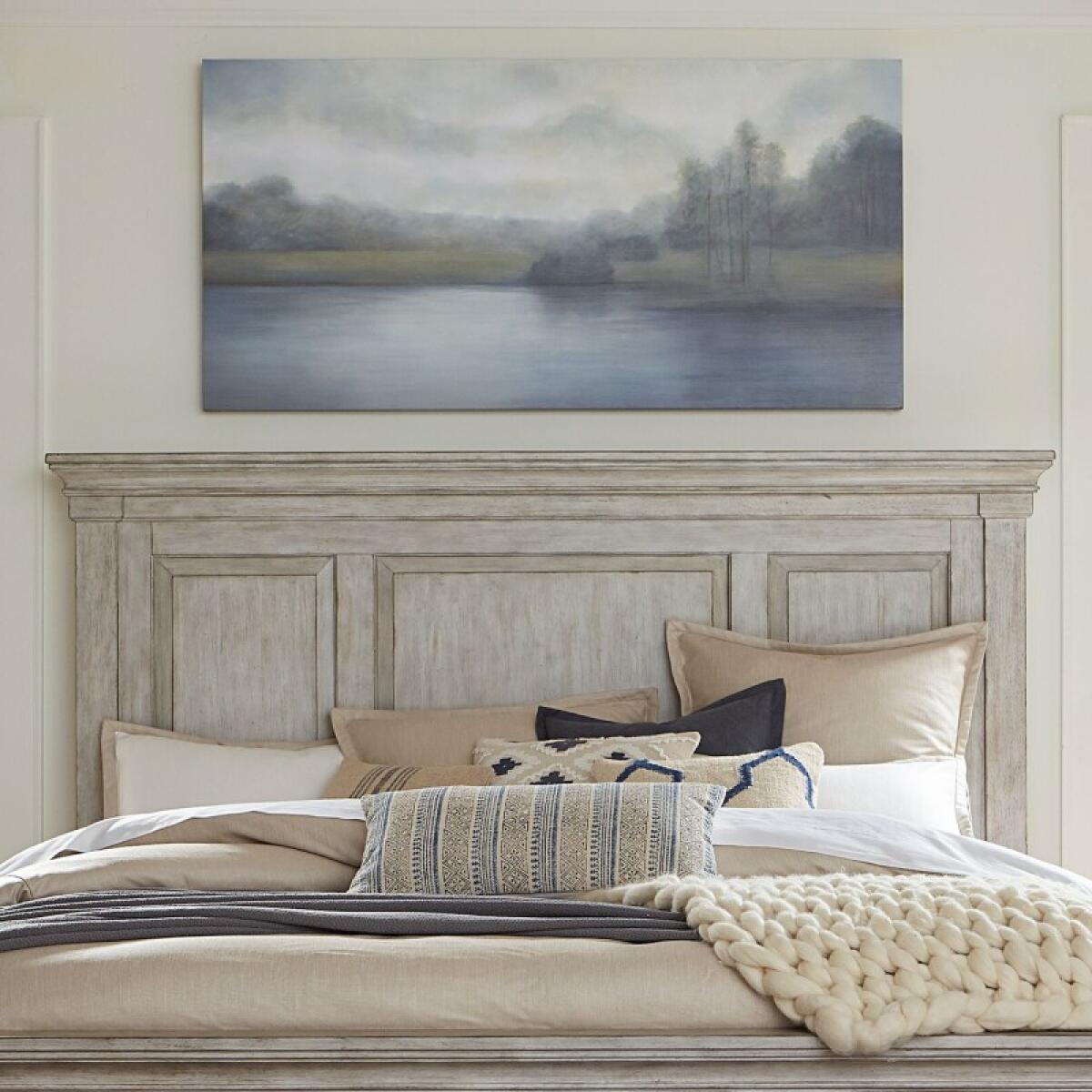64046dddb7d4bbde4134856f0c689c42 King Panel Headboard - Image 1
