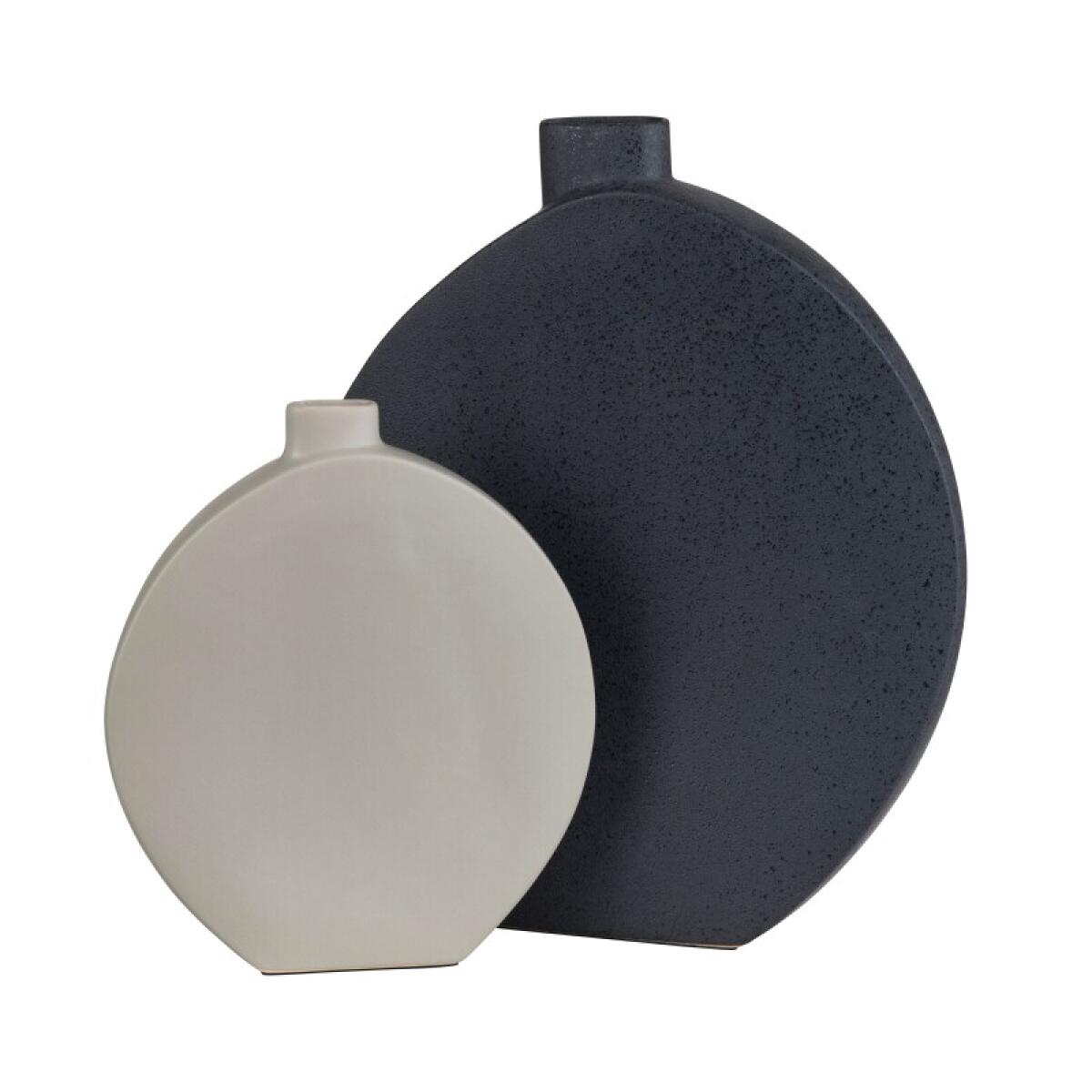 65e64e4a41d054b3dd43077de8d28544 Braxton Vases - Image 1