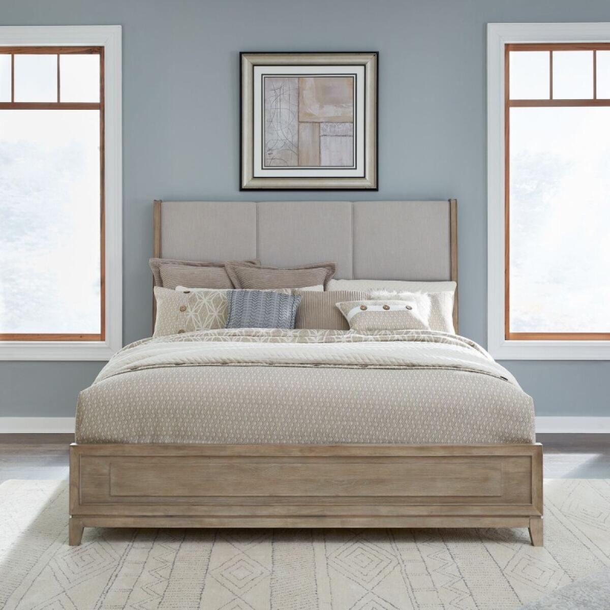 6f4f70a17b62f5f1a537986a9165f63f Brentwood Queen Uph Bed - Image 1