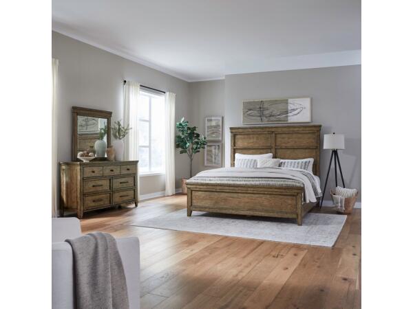 Carolina Park King Panel Bed, Dresser & Mirror Bedroom Sets Amber Brown