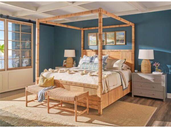 Weekender Coastal Living Home Collection Chatham Poster Bed King Beds Beds 11