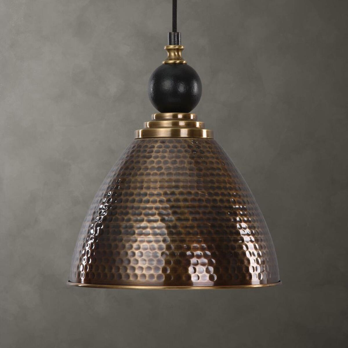 75c05c335020cabaa1dae1a09ae0bb58 Adastra, 1 Lt Pendant - Image 1
