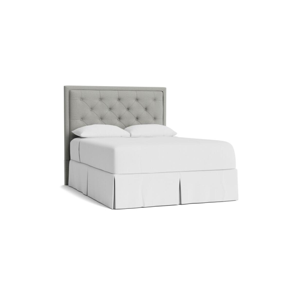 776e94fdc23045620ea8ba2c1103ba96 Manhattan Tufted Upholstered Bed - Image 1