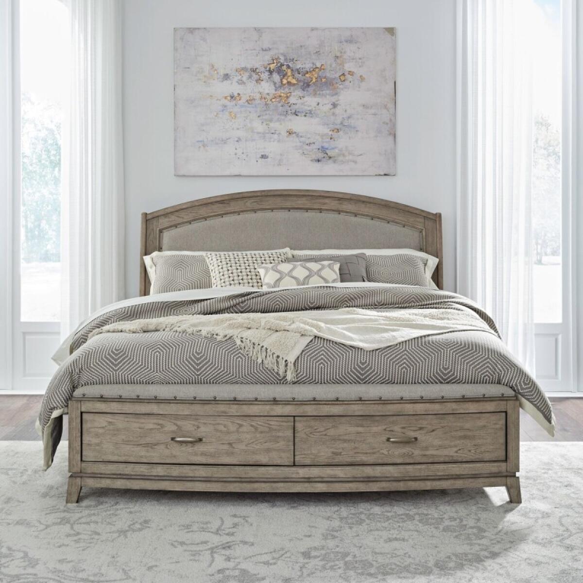 7bb0aaf34d2164a4ec8d13bff6533927 Avalon Queen Uph Storage Bed - Image 1