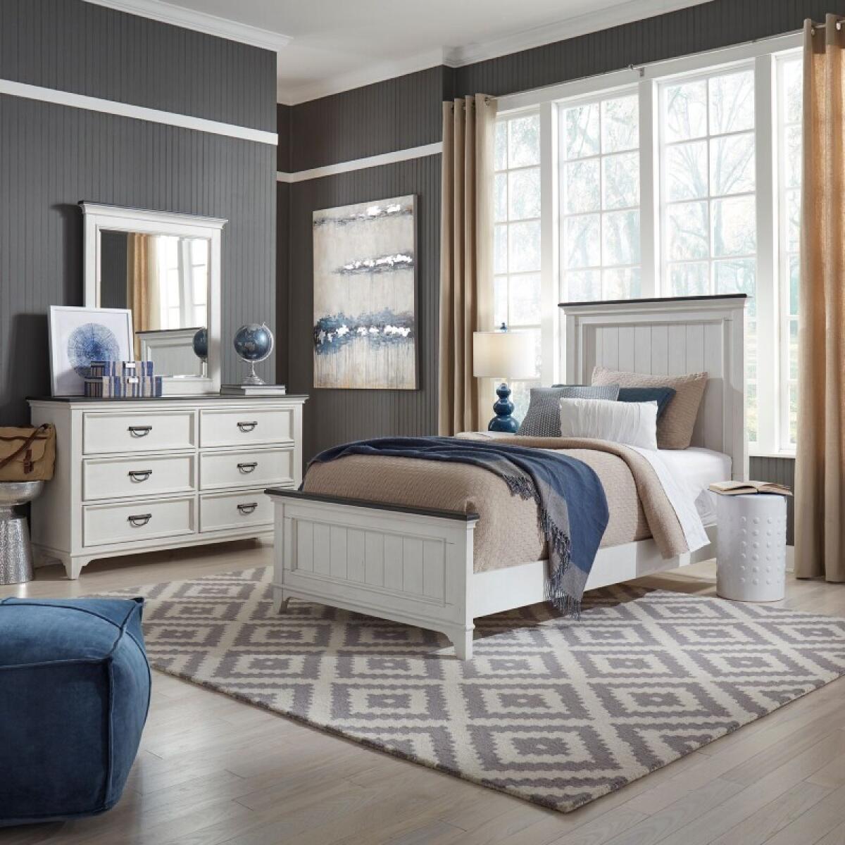 8434fe771faea15e85356197ff76de24 Allyson Park Full Panel Bed, Dresser & Mirror - Image 1