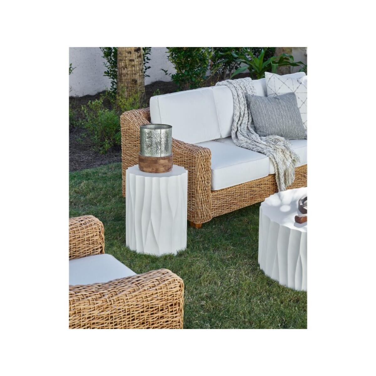 92ab6f96daf4bb0ec1d0421d157f8221 Coastal Living Outdoor Geneva End Table - Image 1