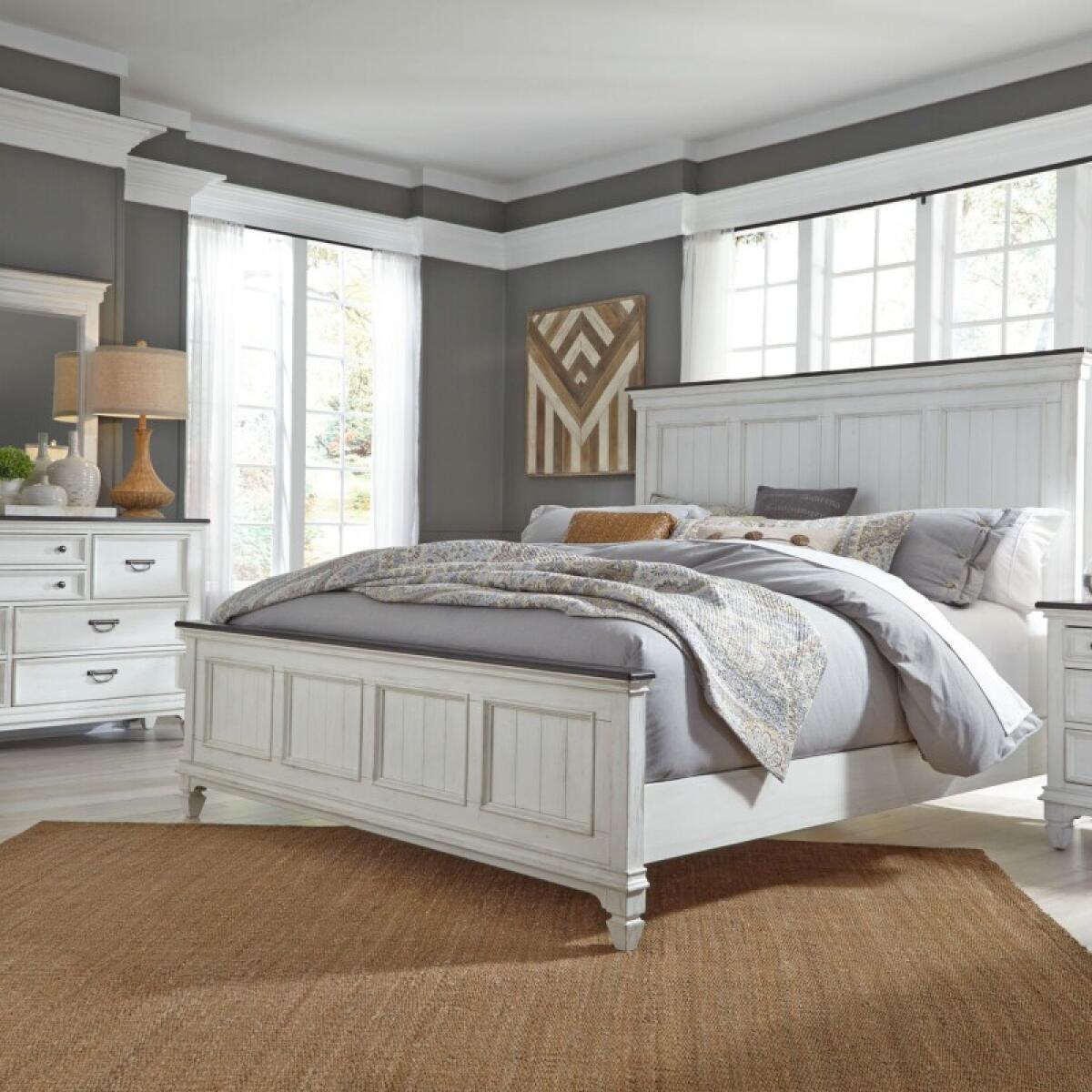 95e973ac82a8e353bf80c484d72f8fe0 Allyson Park Queen Panel Bed, Dresser & Mirror - Image 1