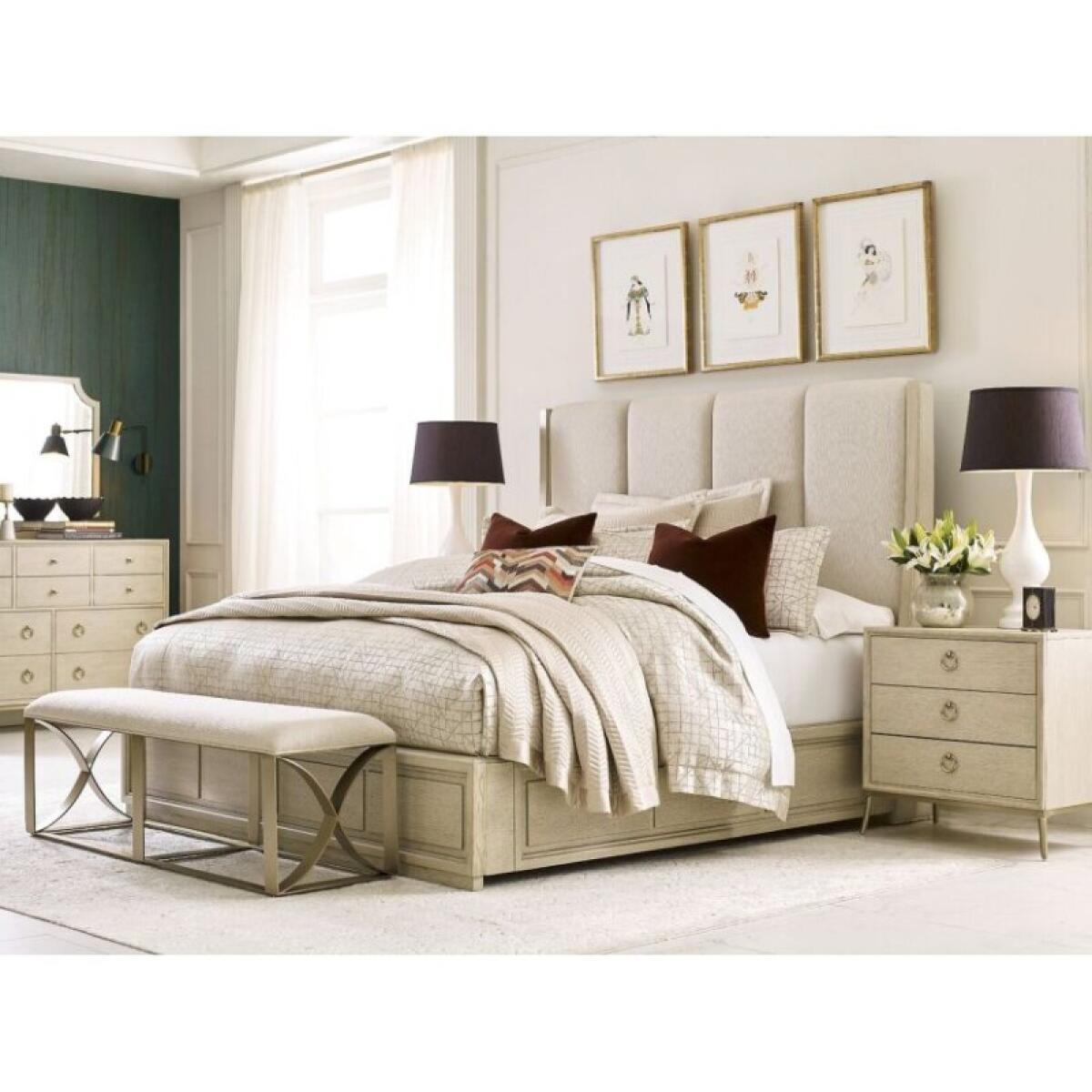 9b8571839679454cc68a6c13ac011062 Lenox Siena Upholstered Queen Bed Complete - Image 1