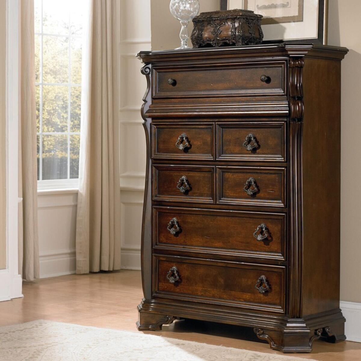 9d6b066ce05b4d7543618d5830395242 Arbor Place 6 Drawer Chest - Image 1