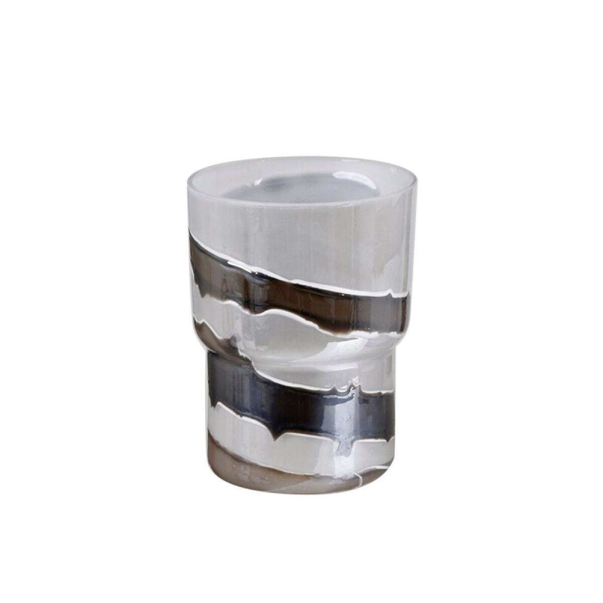 9f0ddc28d56cef47e39e6f38a8ee9fd3 Small Hendon Vases - Image 1