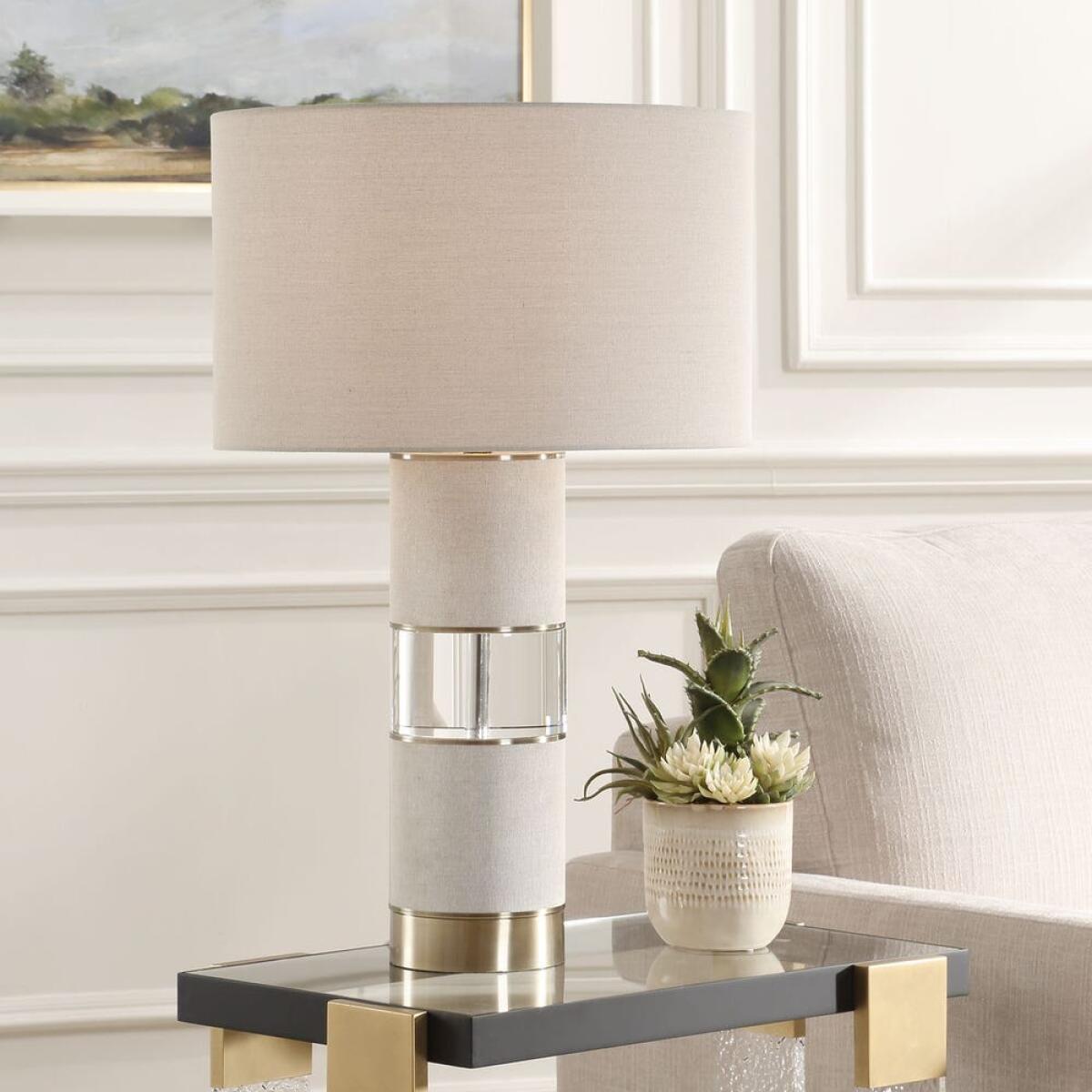 9f97b20ea6160994085366ea1dd789e9 Maliyah Table Lamp - Image 1