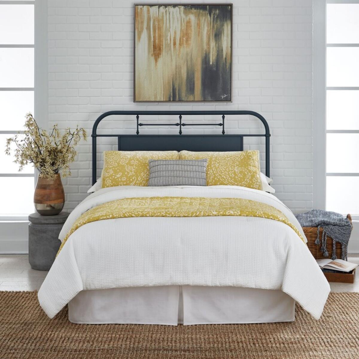 9f9ede15b6ca0d3b2c276e6a08bcab32 Vintage Series King Metal Headboard - Navy - Image 1