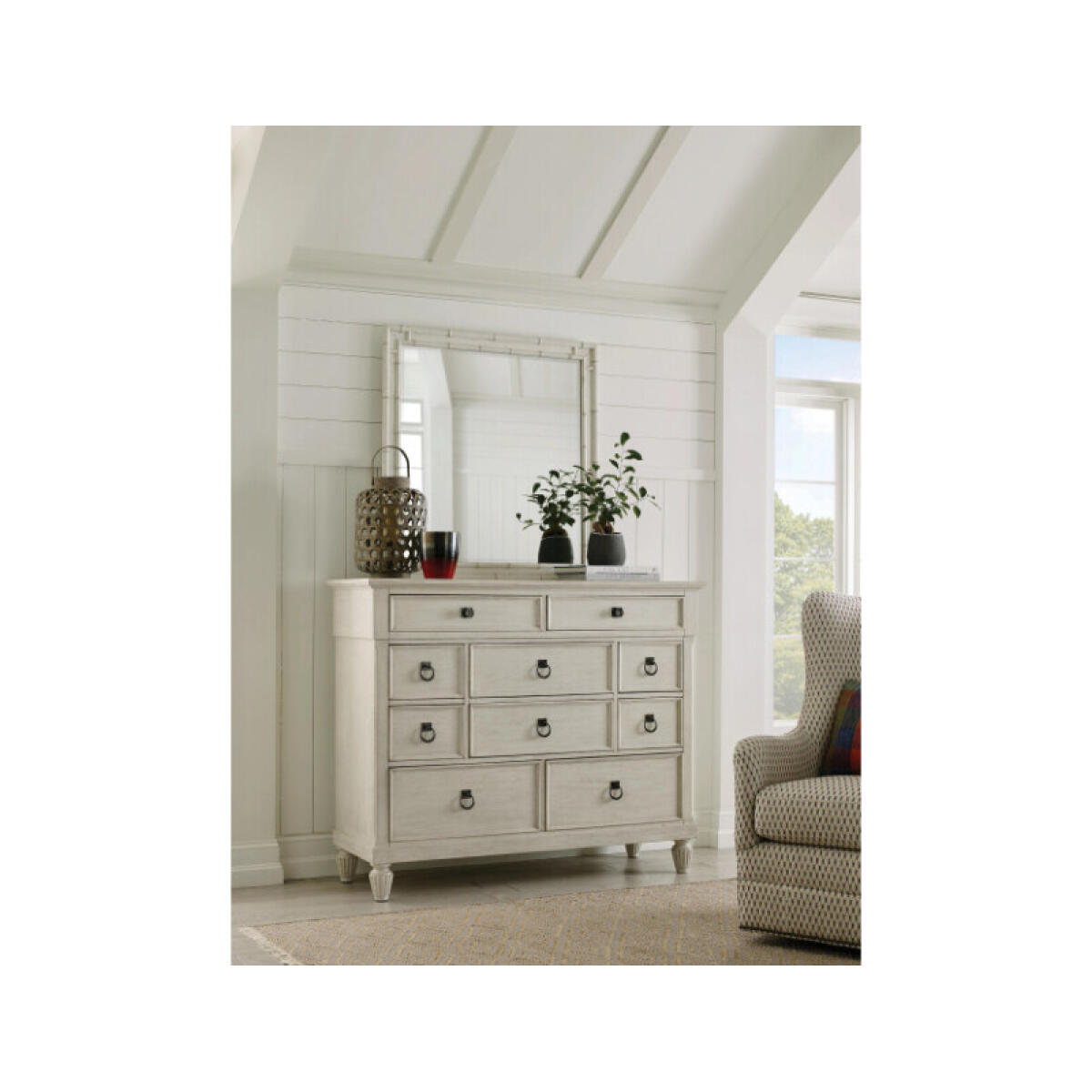 aad697a1cfd71c93cf7d61b328dde3f6 Grand Bay Aster Bureau - Image 1
