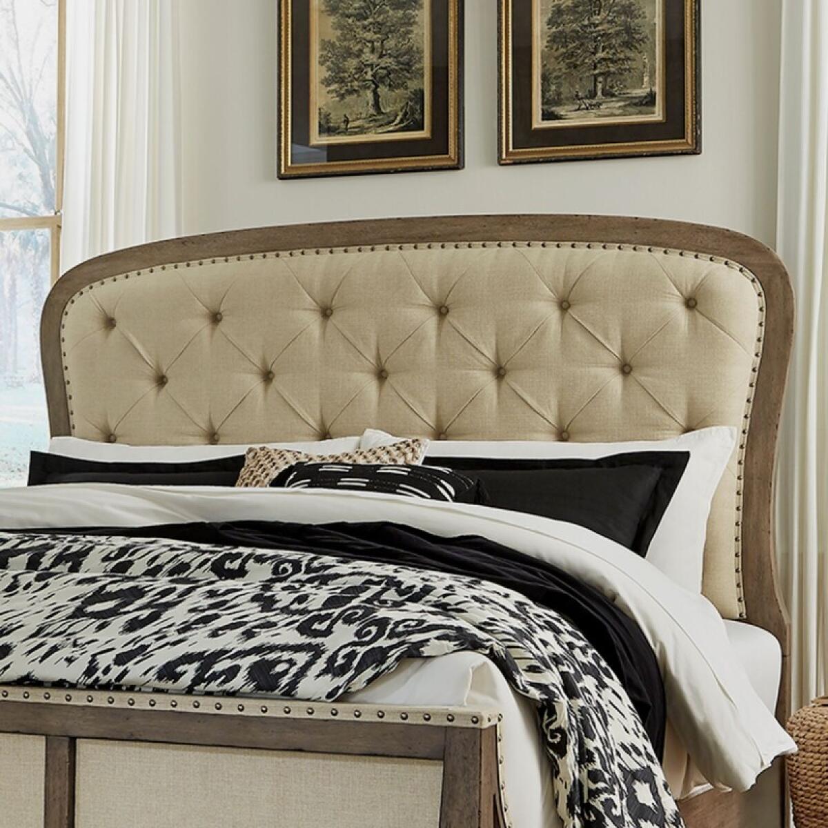 af74f078f5ab11df12f296563dd6fb9f King Tufted Panel Headboard - Image 1