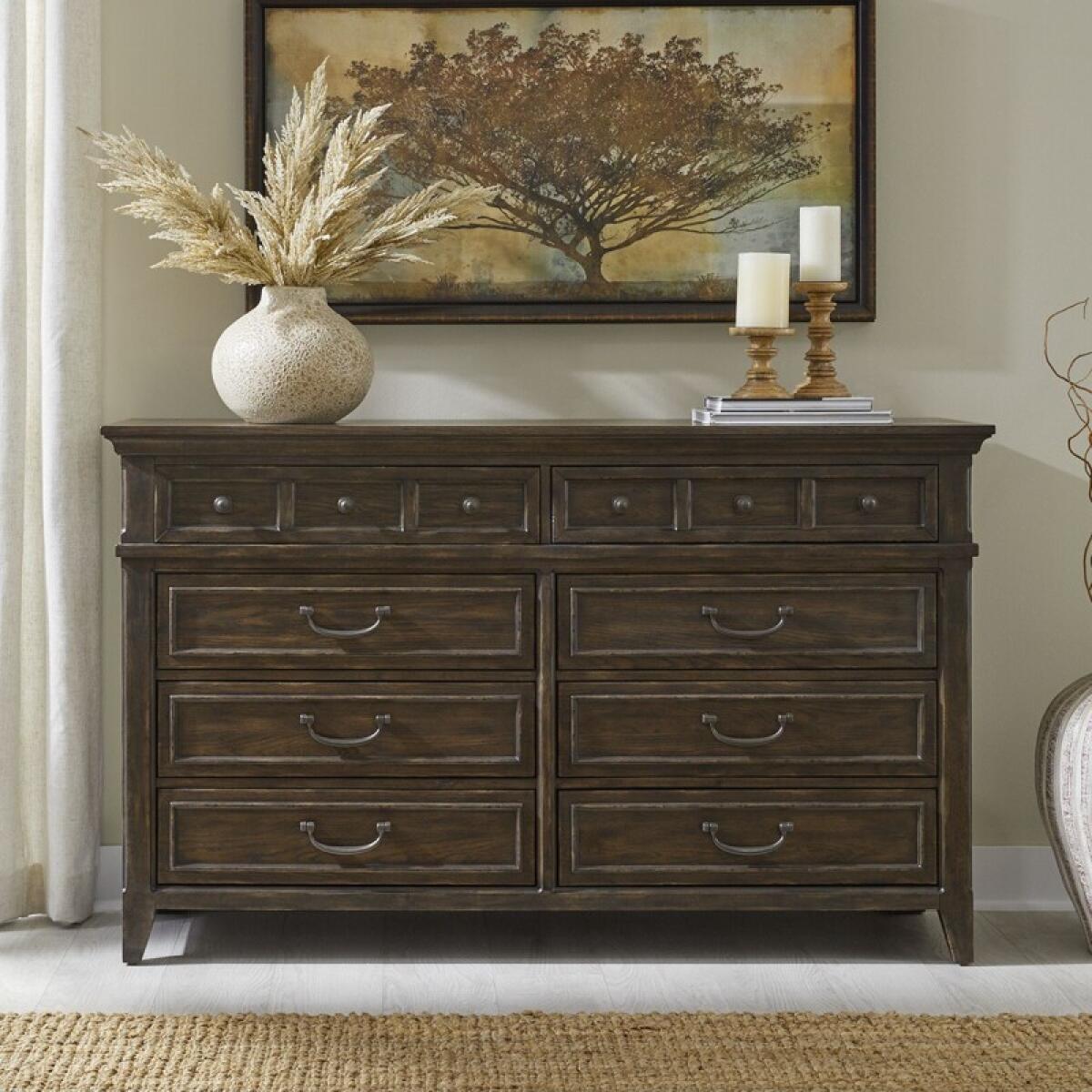 b1a275e8075be08102538dd06319fc31 Paradise Valley 8 Drawer Dresser - Image 1