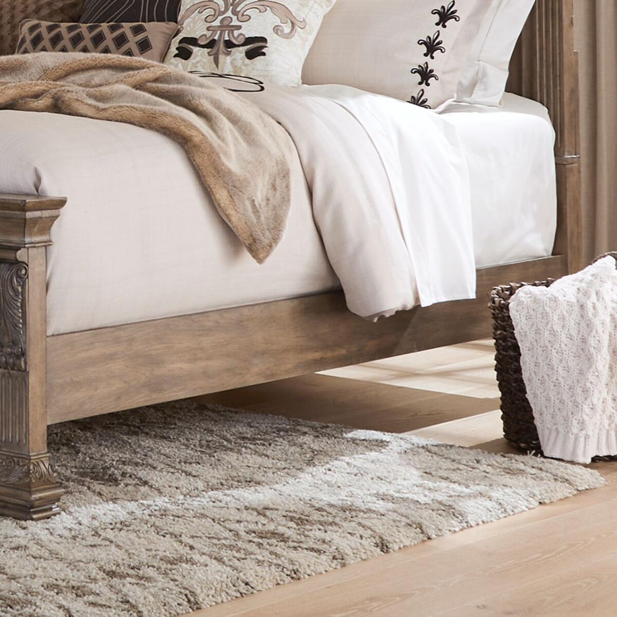 b267784637d9db85fb25123bf7667b91 Cal King Panel/Poster Bed Rails - Image 1
