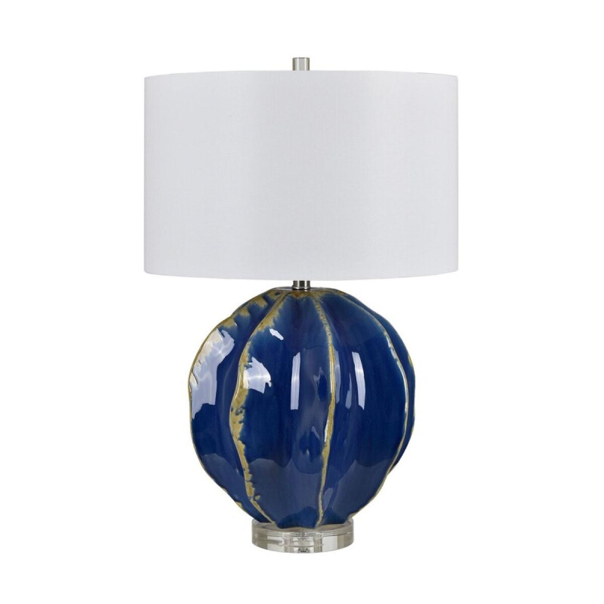 bd4ba45316c5821d951f7fcf20a827bd Renwill Table Lamp - Image 1