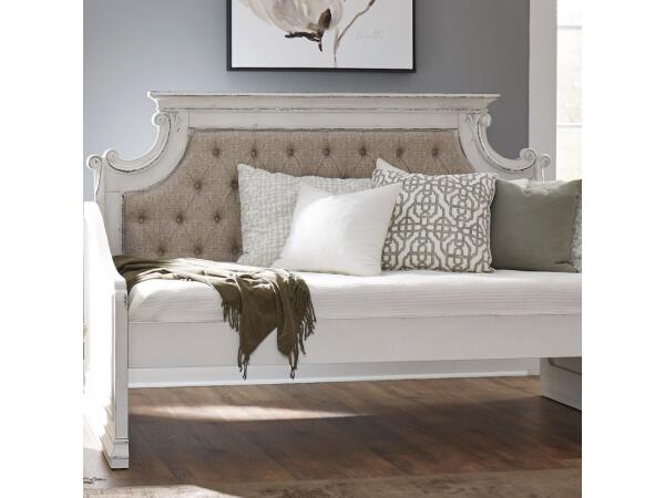 Magnolia Manor Daybed Uph Back Beds Antique White