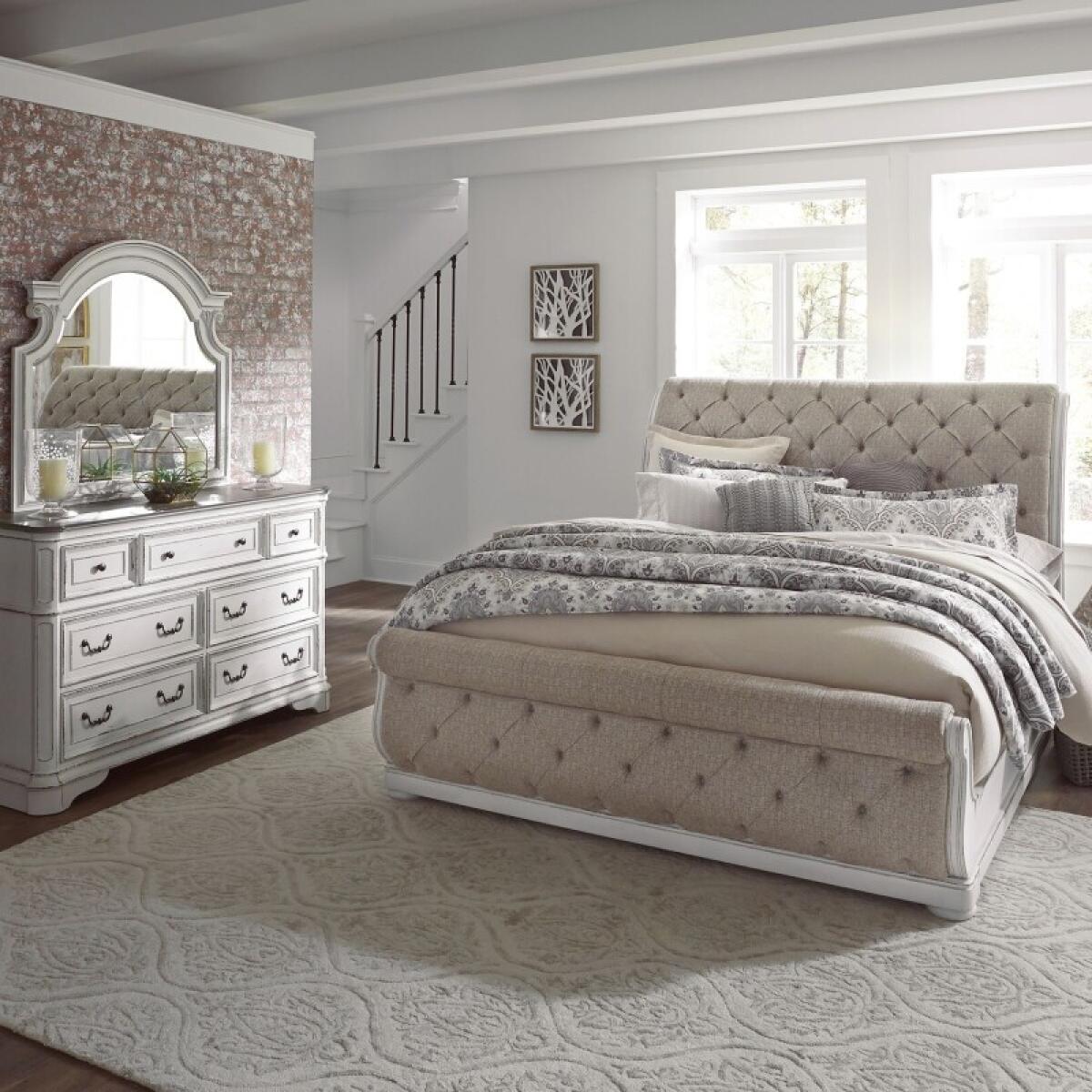 Magnolia Manor Queen Uph Sleigh Bed, Dresser & Mirror Bedroom Sets Antique White & Weathered Bark 2 Magnolia Manor Queen Uph Sleigh Bed, Dresser & Mirror Bedroom Sets Antique White & Weathered Bark 2