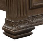 Queen Poster Bed - Image 10