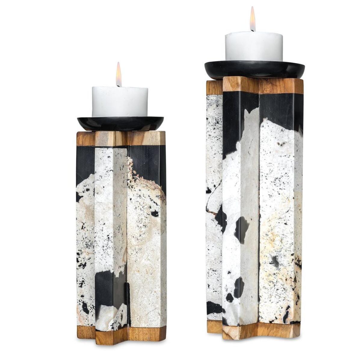 d21dbe9074b30ae413971c9543cb088b Illini Candleholders, S/2 - Image 1