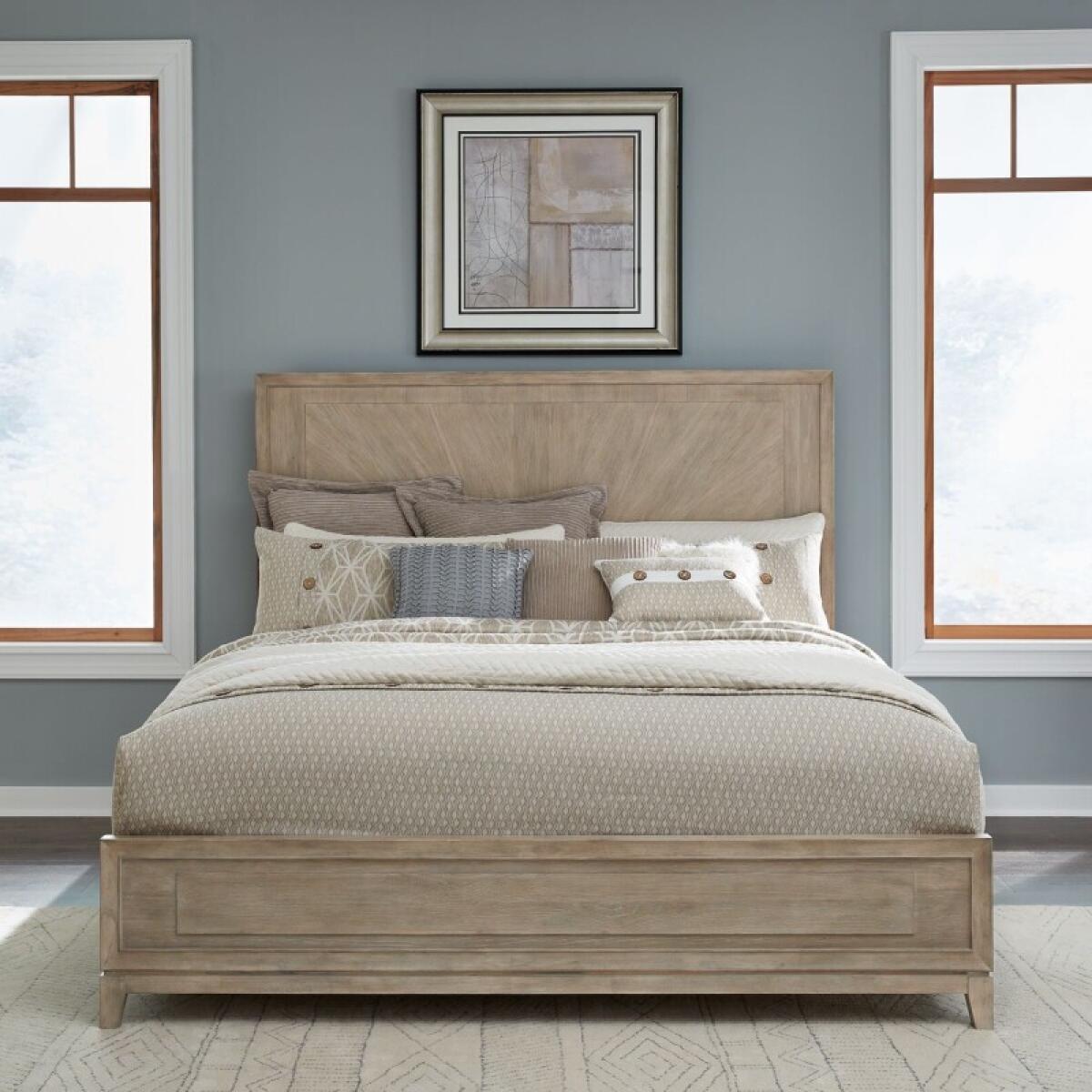 d55fa5c5bd1caacca40dc3de24e8ee65 Brentwood Queen Panel Bed - Image 1