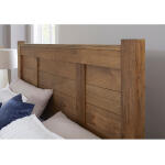Crafted Oak by Ben & Erin Napier Ben’s Poster Bed Beds Beds 12